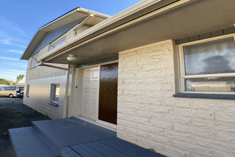 Photo of property in 55 Winters Road, Redwood, Christchurch, 8051