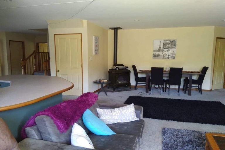 Photo of property in 52 Blue Gum Place, New Brighton, Christchurch, 8083