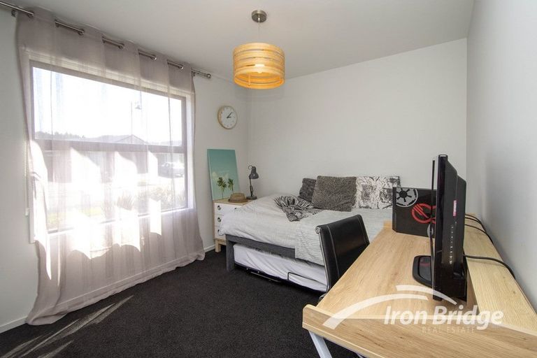 Photo of property in 20 Puhara Avenue, Parklands, Christchurch, 8083