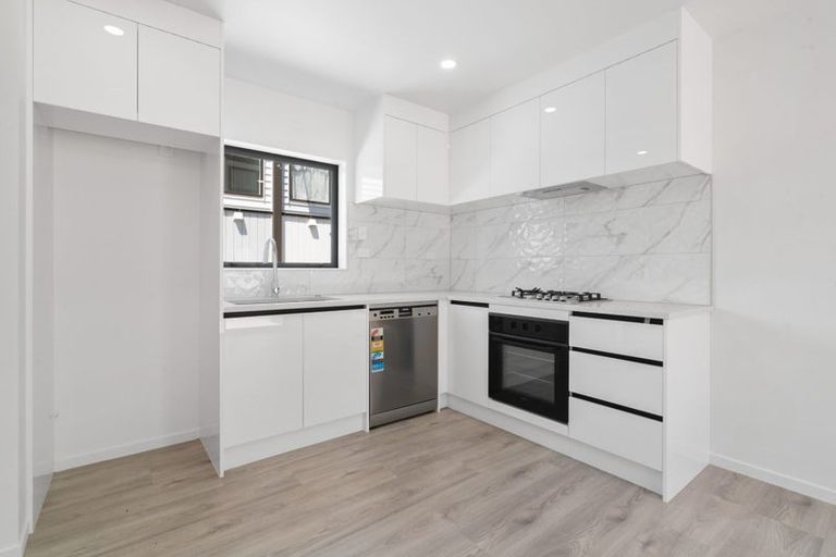 Photo of property in 8/16 Clark Road, Pahurehure, Papakura, 2113