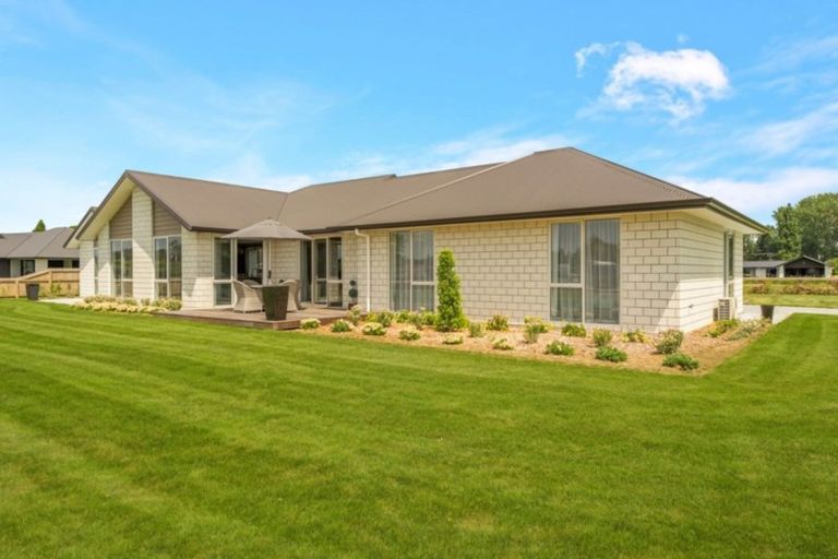 Photo of property in 15b Lowe Road, Rukuhia, Hamilton, 3282