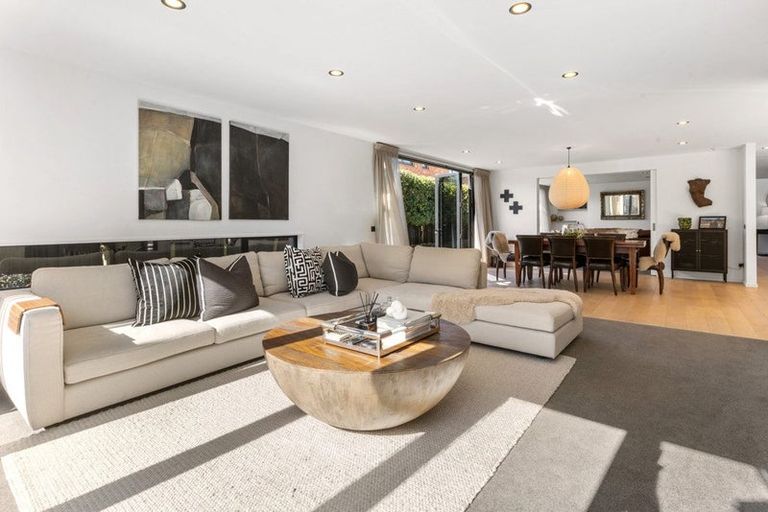 Photo of property in 26 Bannister Place, Ilam, Christchurch, 8053