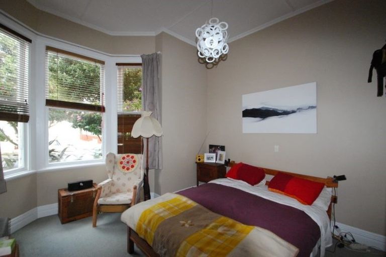 Photo of property in 13 Chatham Street, Berhampore, Wellington, 6023