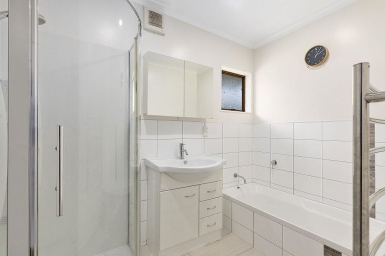 Photo of property in 13 De Castro Place, Titahi Bay, Porirua, 5022