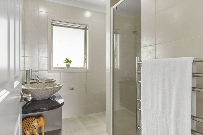 Photo of property in 1 Eyres Place, Ohauiti, Tauranga, 3112