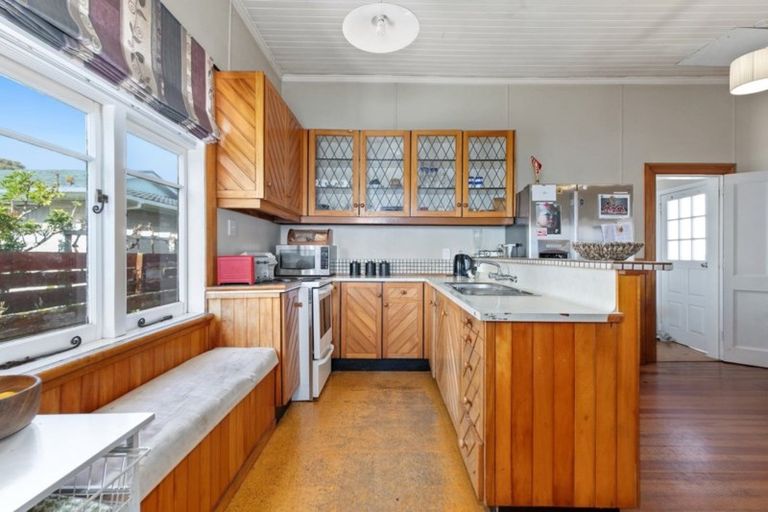 Photo of property in 114 Naylor Street, Hamilton East, Hamilton, 3216