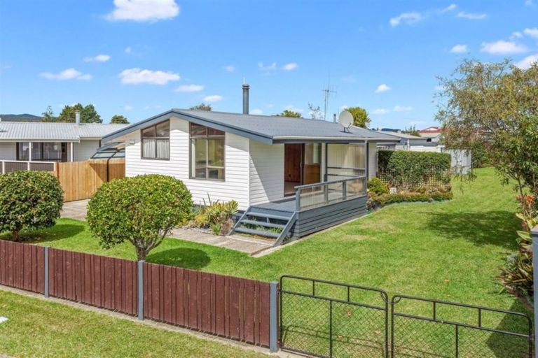 Photo of property in 71 Awatapu Drive, Whakatane, 3120