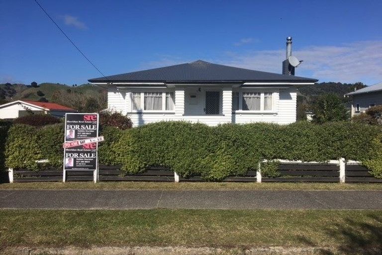 Photo of property in 57 Taupo Road, Taumarunui, 3920