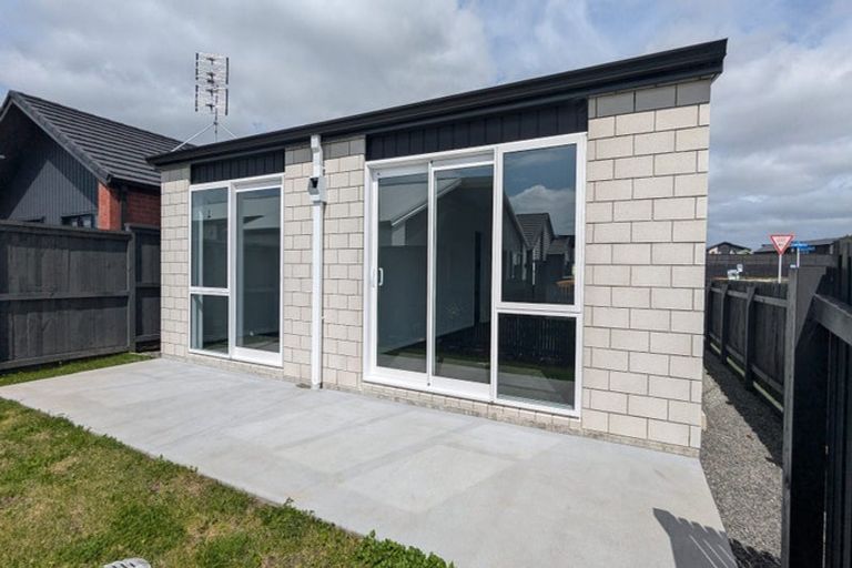 Photo of property in 7 John Main Drive, Ramarama, 2579