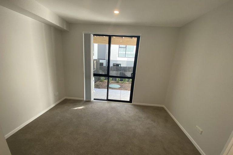 Photo of property in 31 Hinonga Loop, Silverdale, 0932