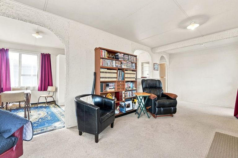 Photo of property in 20 Karewa Street, Castlecliff, Whanganui, 4501
