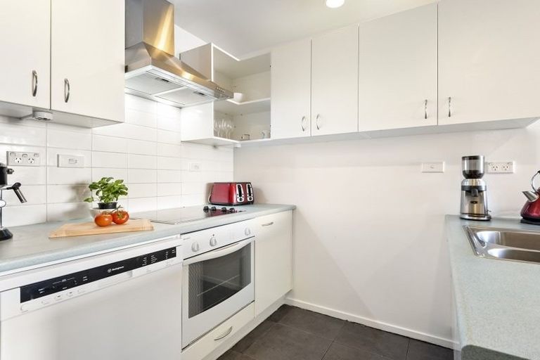 Photo of property in Atlas House, 16a/22 Ghuznee Street, Te Aro, Wellington, 6011