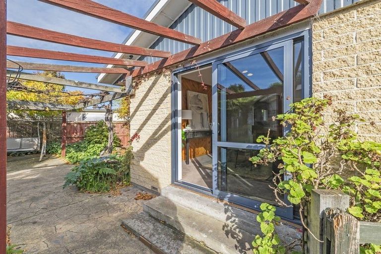 Photo of property in 112 East Belt, Lincoln, 7608