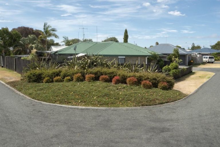 Photo of property in 26 Crisp Drive, Papamoa Beach, Papamoa, 3118