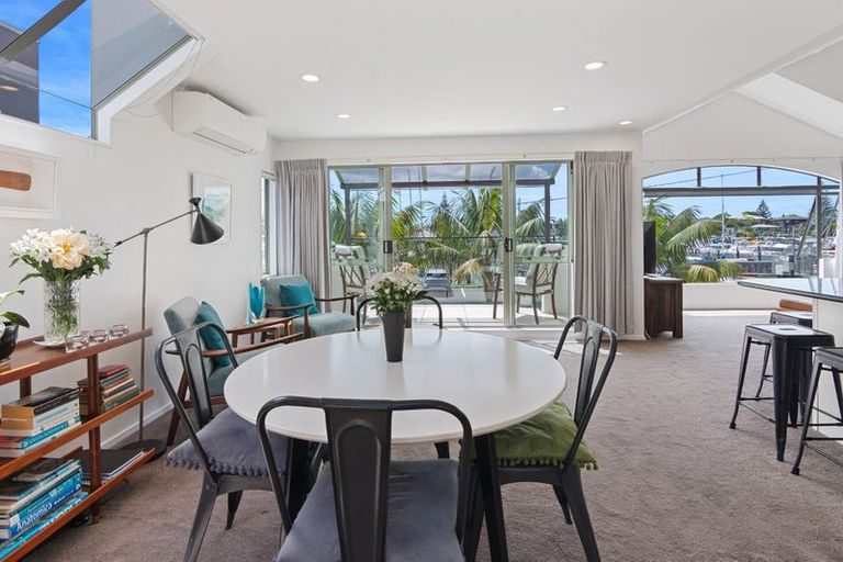 Photo of property in 3/14 Inga Road, Milford, Auckland, 0620