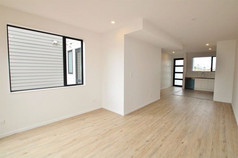 Photo of property in 158 Squadron Drive, Hobsonville, Auckland, 0616