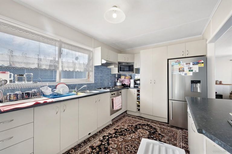 Photo of property in 19b Gifford Road, Papatoetoe, Auckland, 2025