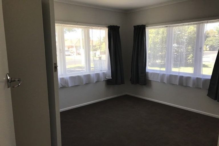 Photo of property in 36 Willis Road, Papakura, 2110