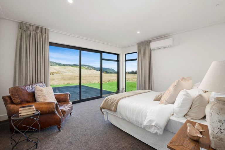 Photo of property in 32 The Fairways, Kinloch, Taupo, 3377