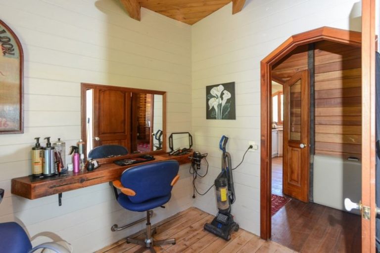 Photo of property in 926 Te Aute Trust Road, Poukawa, Hastings, 4178