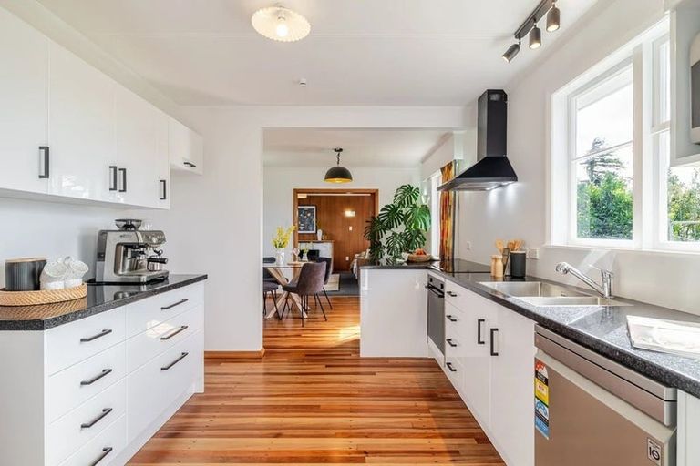 Photo of property in 6 Purnell Court, Awapuni, Palmerston North, 4412