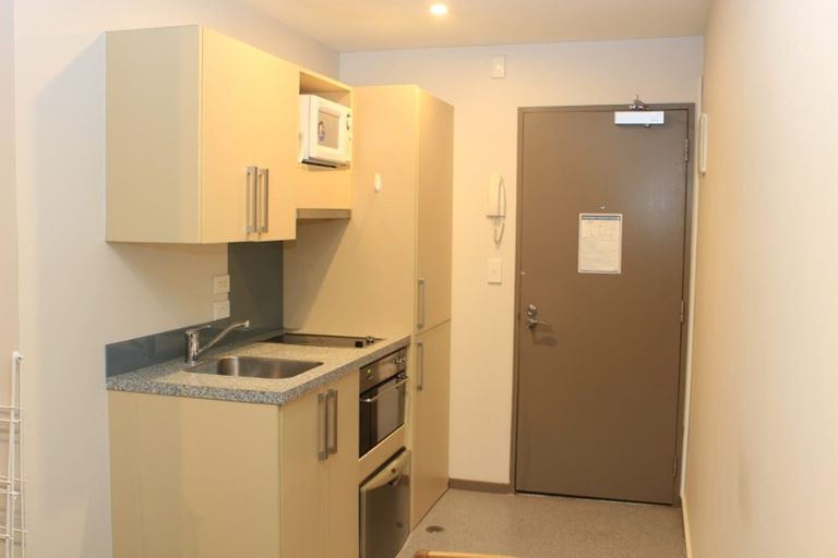 Photo of property in Dual Apartments, 108/142 Vivian Street, Te Aro, Wellington, 6011