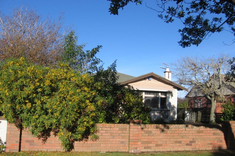 Photo of property in 22 Wilford Street, Woburn, Lower Hutt, 5011