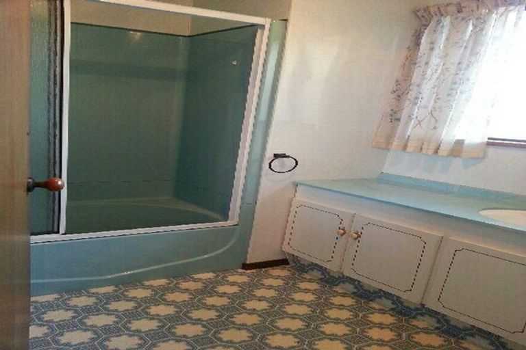 Photo of property in 1 Collins Drive, Waikuku Beach, 7402