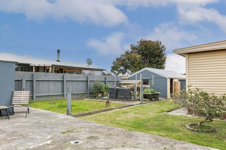 Photo of property in 20 Bentham Street, Westport, 7825