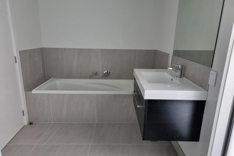 Photo of property in 7 Tokitoki Way, Kenepuru, Porirua, 5022