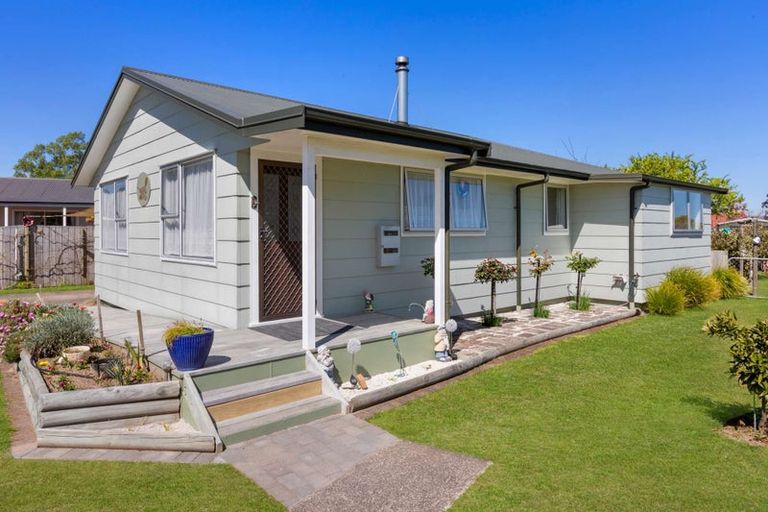 Photo of property in 55 Kawaha Point Road, Kawaha Point, Rotorua, 3010