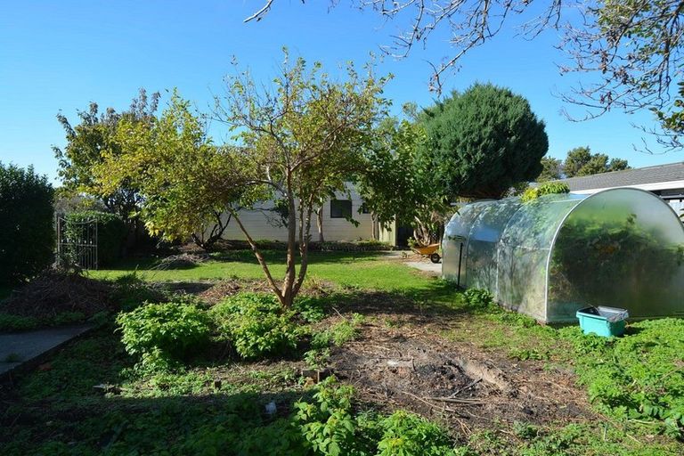 Photo of property in 249 Princes Street, Strathern, Invercargill, 9812