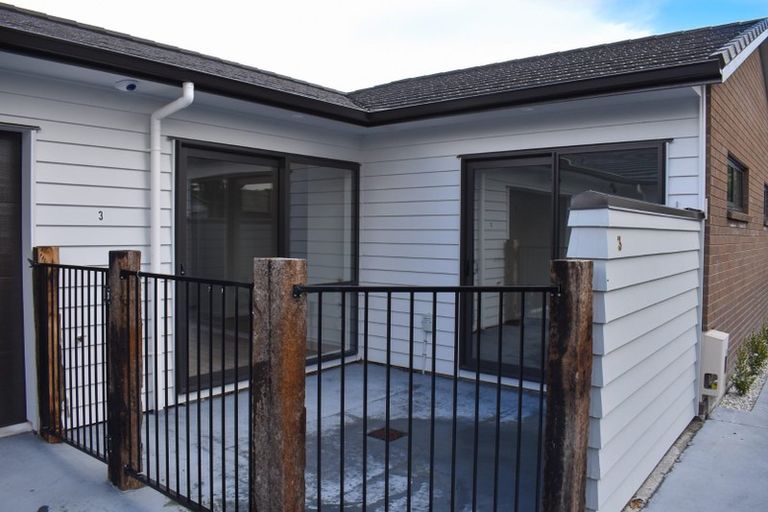 Photo of property in 1/23 Campbell Street, Karori, Wellington, 6012