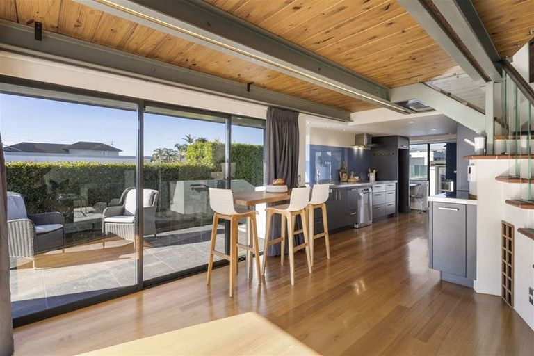 Photo of property in 40 Takutai Avenue, Bucklands Beach, Auckland, 2012