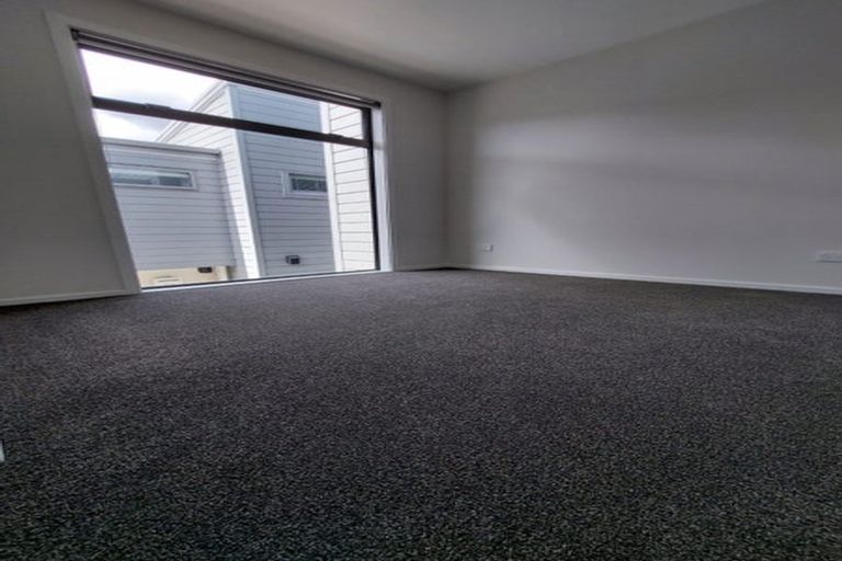 Photo of property in 8/5 Taine Street, Taita, Lower Hutt, 5011