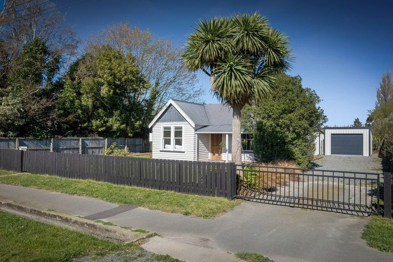 Photo of property in 10 Saint James Street, Southbridge, 7602