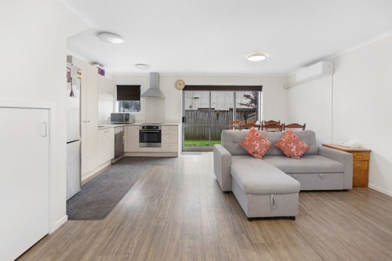 Photo of property in 77 Chiefs Court, Hamilton East, Hamilton, 3216