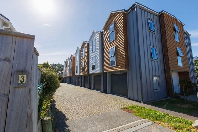 Photo of property in 3/3 Rotoiti Street, Johnsonville, Wellington, 6037
