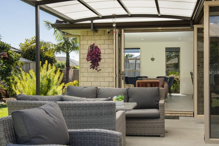 Photo of property in 94 Doncaster Drive, Papamoa Beach, Papamoa, 3118