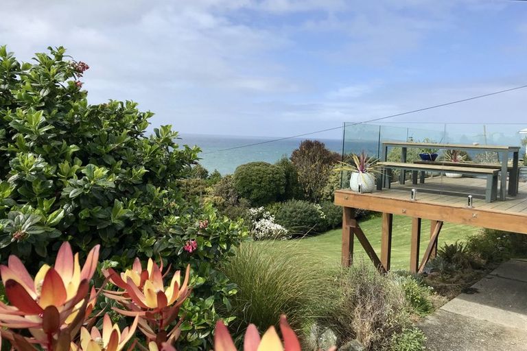 Photo of property in 16 Ward Parade, Bluff, 9814