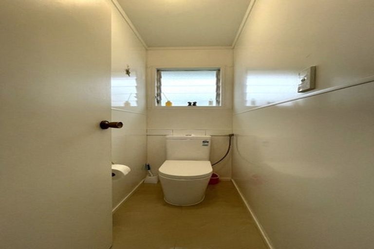 Photo of property in 334 Bucklands Beach Road, Bucklands Beach, Auckland, 2012