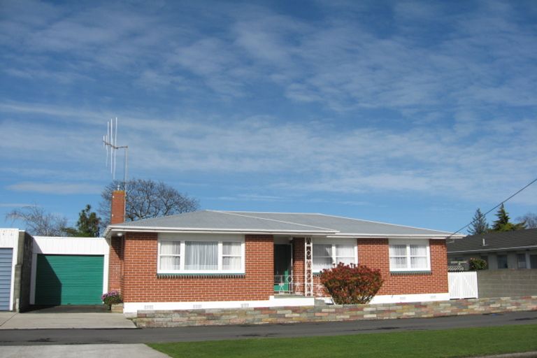 Photo of property in 20 Kent Street, Levin, 5510