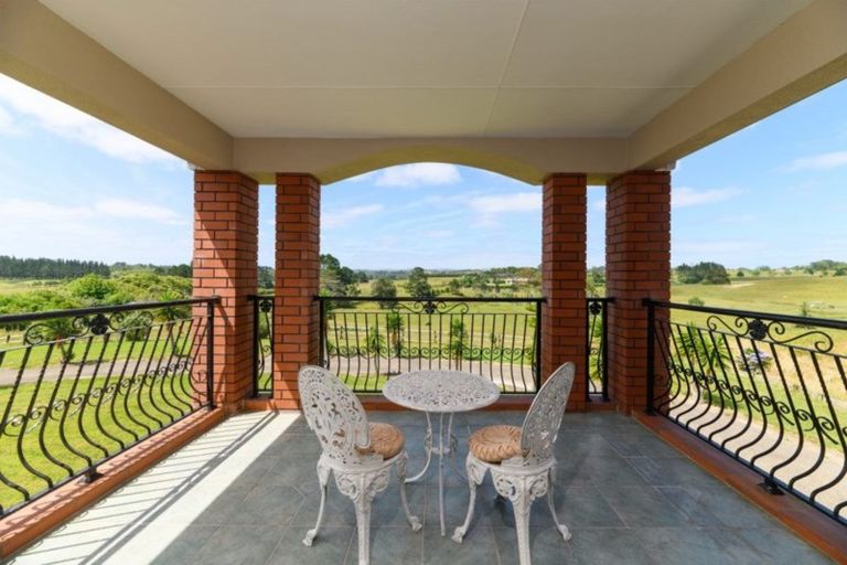 Photo of property in 260 State Highway 16, Kumeu, 0892