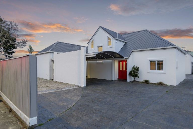 Photo of property in 1/148 Memorial Avenue, Burnside, Christchurch, 8053