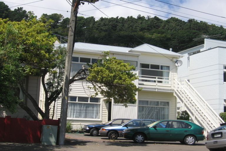 Photo of property in 5/51 Austin Street, Mount Victoria, Wellington, 6011