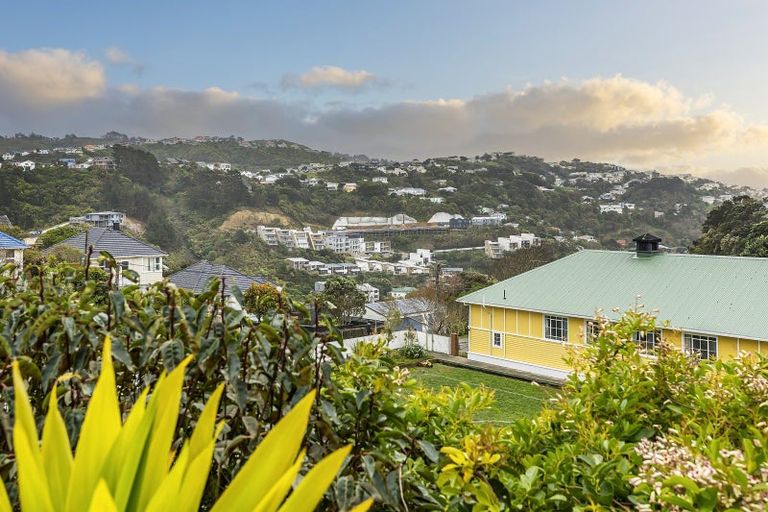 Photo of property in 95 Mornington Road, Brooklyn, Wellington, 6021