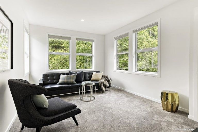 Photo of property in 2 Crieff Street, Northland, Wellington, 6012