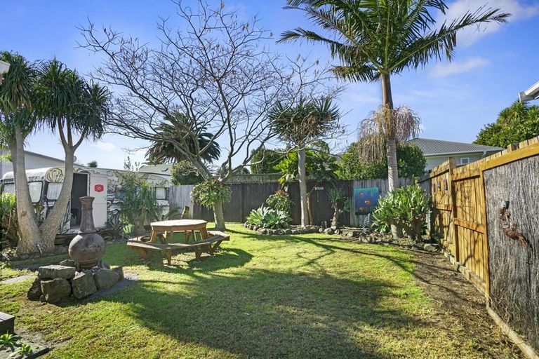 Photo of property in 9 Reo Crescent, Waihi Beach, 3611