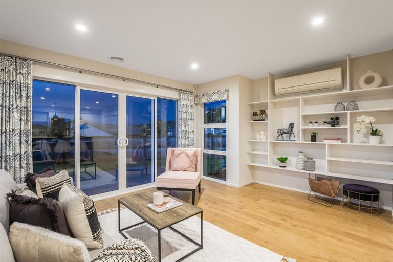 Photo of property in 7 Leadline Place, Whitby, Porirua, 5024