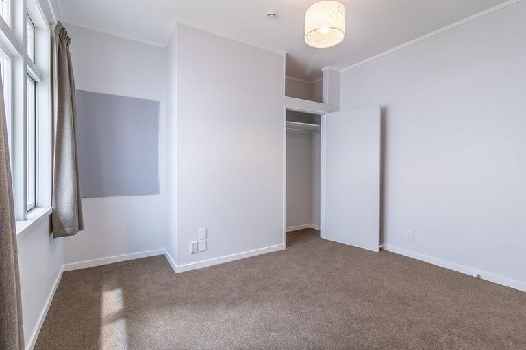 Photo of property in 32 Adams Terrace, Aro Valley, Wellington, 6021